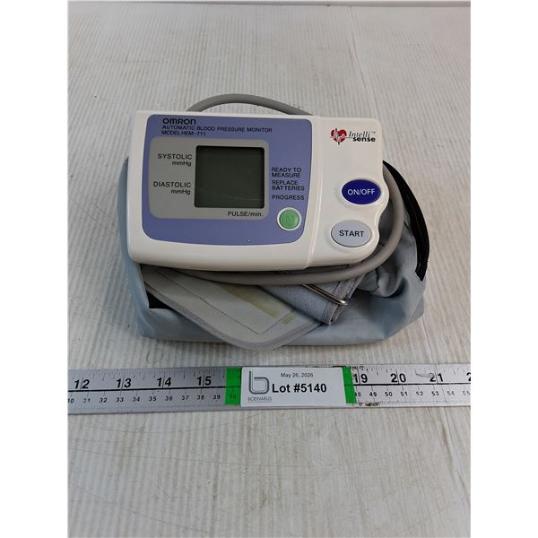 Omron Automated Blood Pressure Monitor-working