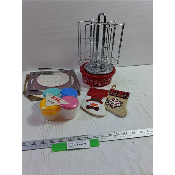 Misc. Household Items, Paper Doilies, Containers