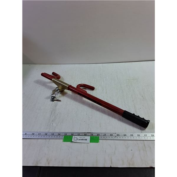 Sports Utility Steering Wheel Club w/ key, Works