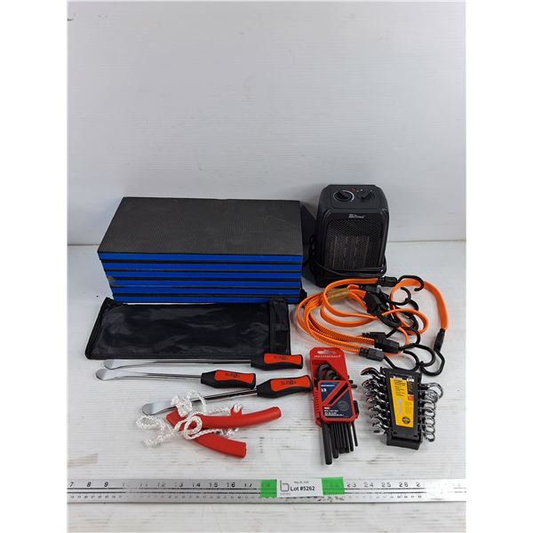Foam Folding Mat, For Living Heater - Powers On, As Is, Bungee Cords, Trim Removal Tools, Hex Keys