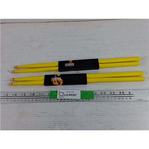 (4) Drumsticks