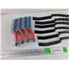 Image 2 : Wire Brushes, Cleaning Brushes & Hooks