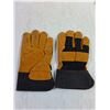Image 3 : Hole Cutters, Large Gloves, Trowel, Speed Wrench, Nose Pinchers, Misc.