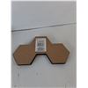 Image 3 : (8) MDF Bee Themed Wood Decor Signs 10" x 5.5"