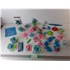 Image 1 : Reversible Pop Keychains, Cell Phone Stands, Chalkboard Tag, Misc.