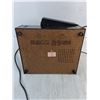 Image 4 : Cariole Combination Radio/Alarm Clock/Desk Light - Powers On, Light Works