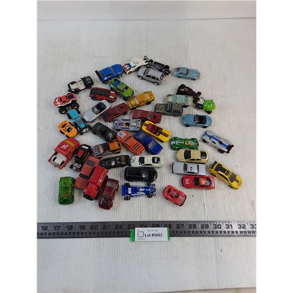 (40+) Toy Vehicles - Mostly Diecast