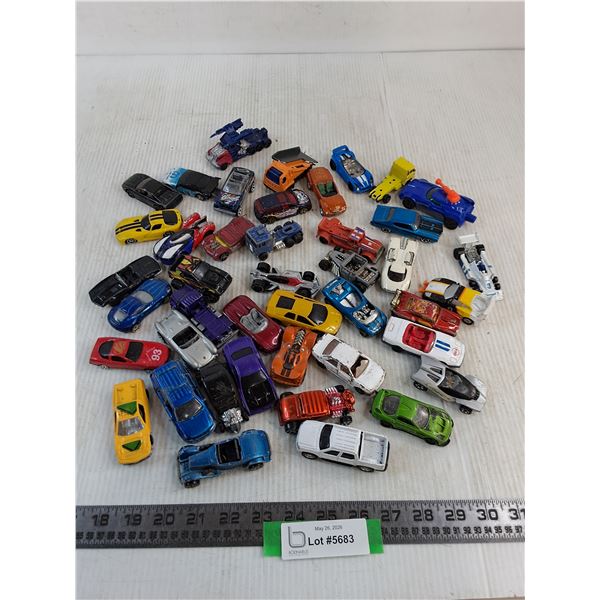 (40+) Toy Vehicles - Mostly Diecast