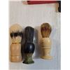 Image 4 : Vintage Razors and Shaving Brushes
