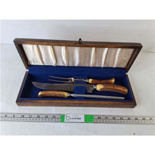 M. Bernard & Co. Carving Set
