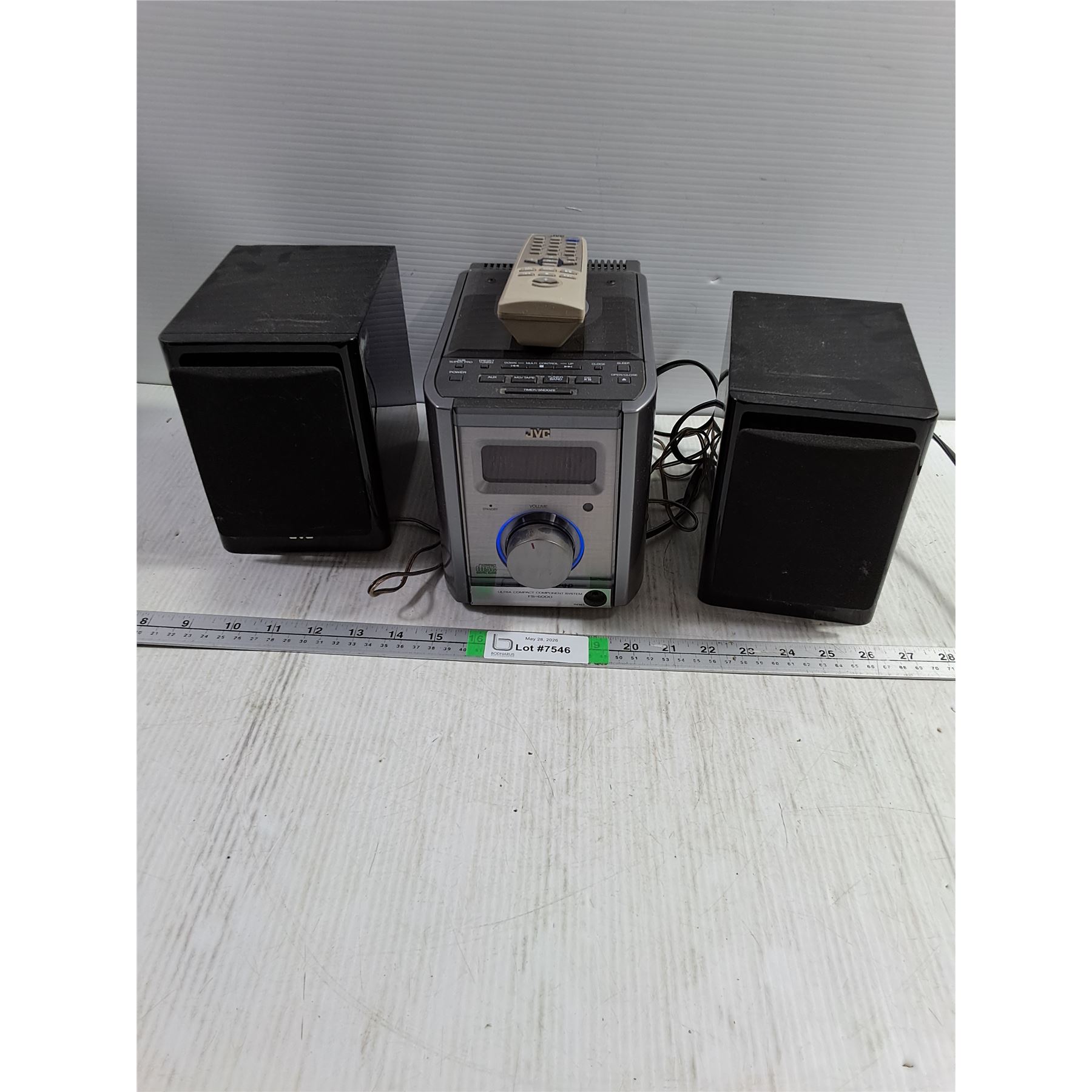 JVC FS-5000 Ultra Compact Component System with Remote-Powers On ...