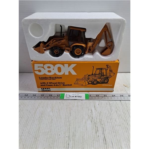1:35 Case Die-Cast Loader/Backhoe-4 Wheel Drive/4 in 1 Bucket (NIB)