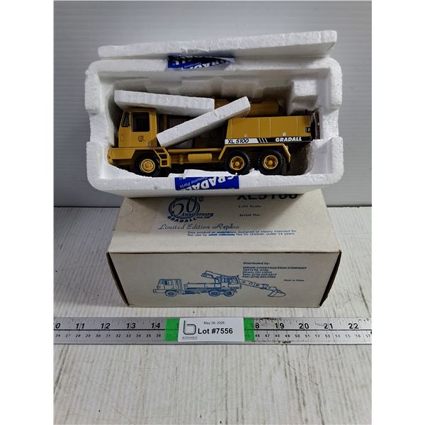 1:50 Gradall XL 5100 Hydraulic Excavator (NIB)