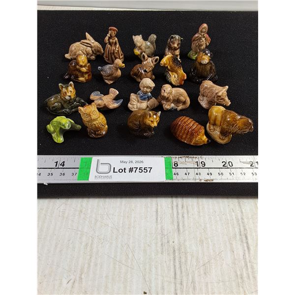 (25) Vintage Wade Red Rose Tea Animal Figurines