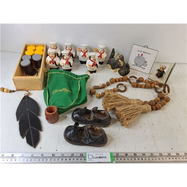 Salt/Pepper Shakers, Kitten Statue, Little Girl Shoes