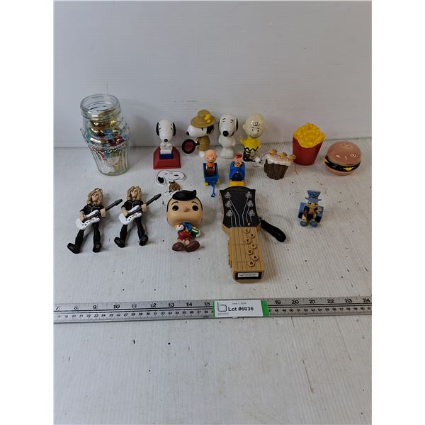 Jar of Candy, Snoopy Collectibles - Salt/Pepper Shaker, Burger/Fries Salt&Pepper Shaker, Misc