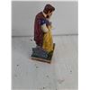 Image 6 : (2) Snow White Collectible Figurines