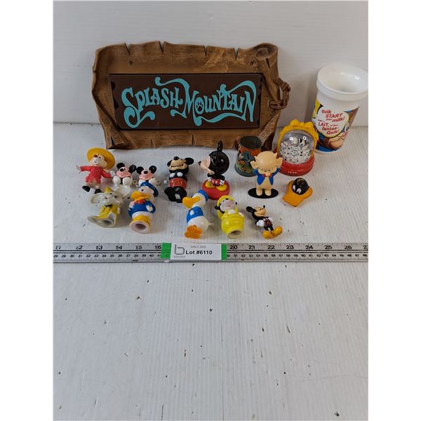 Splash Mountain Sign, Small Disney Figurines,Water Globe,Nesquik Cup