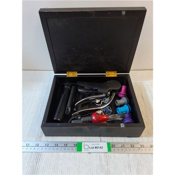 Wine accessory Kit Including a Lever Corkscrew and various stoppers in Decorative Box