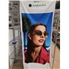 Image 1 : Sunglass Hut Advertising Banner