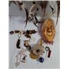 Image 3 : Assorted items, including Indigenous Crafts, Dream Catcher, Beading