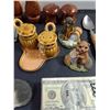 Image 3 : Assorted Decor & Salt and Pepper Shakers