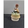Image 3 : Assorted Decor, Salf & Pepper Shaker, (1) Music Box