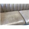 Image 5 : Top Grain Leather Loveseat with No-Sag Pocket Coils, High Density Foam