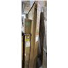 Image 5 : Large Assortment - 7 Boxes Quality Table Top and Sofa Parts - Various Models and Colours