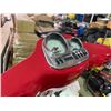 Image 7 : 2010 Vespa S50 4V Red