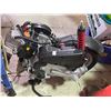 Image 9 : 2010 Vespa S50 4V Red