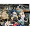 Image 5 : Group of Festive and Decorative Figurines