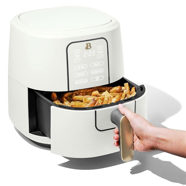 New open Box- Beautiful 6-Quart Touchscreen Air Fryer - RV: $149.99 CAD