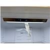 Image 4 : Hisense Counter-Depth Bottom-Freezer Refrigerator (RB17A2CSE)