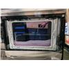 Image 3 : Samsung Electric Range with Glass Cooktop - damaged outer glass