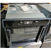 Image 4 : Porter & Charles 24" Electric Convection Wall Oven - door repair is required ( SOPS60-1)