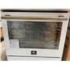 Image 3 : FORNO 30" White Electric Range - door damaged and repair is required