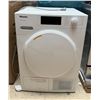 Image 1 : Miele Heat- pump Dryer