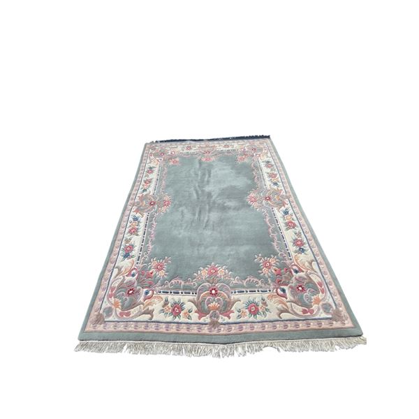 Hand Tufted Wool Rug - Green & White, 84" x 108"