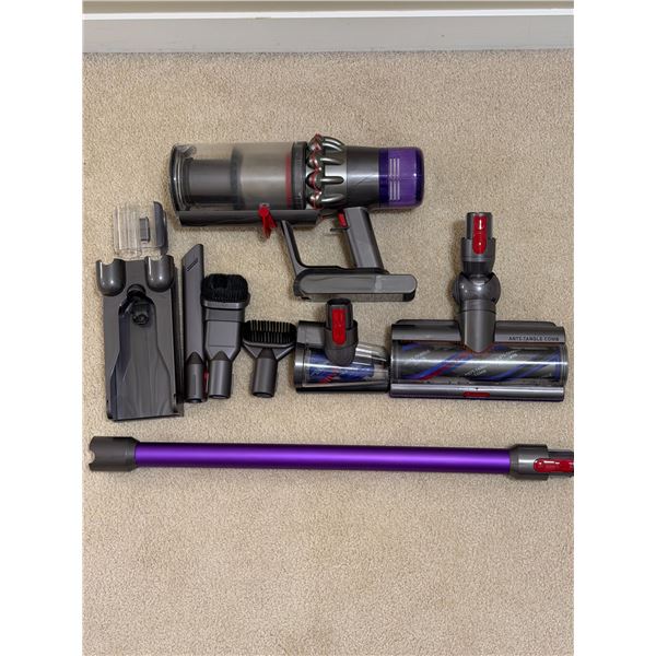 Dyson Vacuum SV28