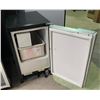 Image 3 : Ice Maker, H24" x W14.5" x D22" - As Is