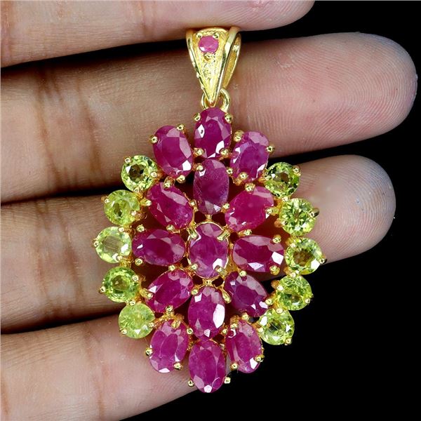 BIG 6x4 mm OVAL CUT RUBY AND 4 MM CLEAR ROUND CUT PERIDOT PENDANT IN 14K YELLOW GOLD OVER 925 STERLI