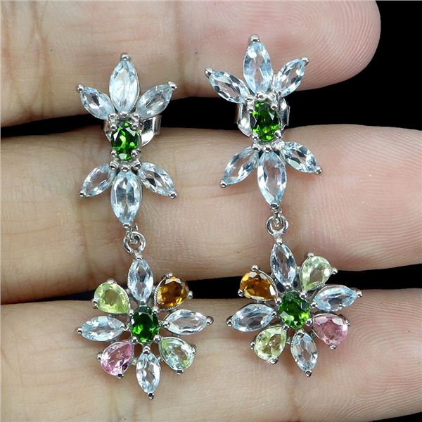 FLOWER-SHAPED EARRINGS WITH MULTI-COLOR TOURMALINE, SKY BLUE TOPAZ AND CHROME DIOPSIDE IN 14K WHITE 