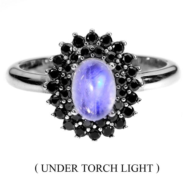 7X5 MM OVAL CUT MOONSTONE AND BLACK SPINEL RING IN 14K WHITE GOLD OVER 925 STERLING SILVER â[x=#8364