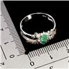 Image 3 : 4 MM ROUND EMERALD AND SAPPHIRE RING IN 14K WHITE GOLD OVER 925 STERLING SILVER - SIZE 7 - APPRAISED