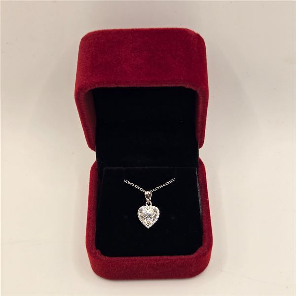 1.00 CT GRA CERTIFIED HEART CUT MOISSANITE STONE VVS D COLOR WITH 22 ROUND BRILLIANT CUT CUBIC ZIRCO