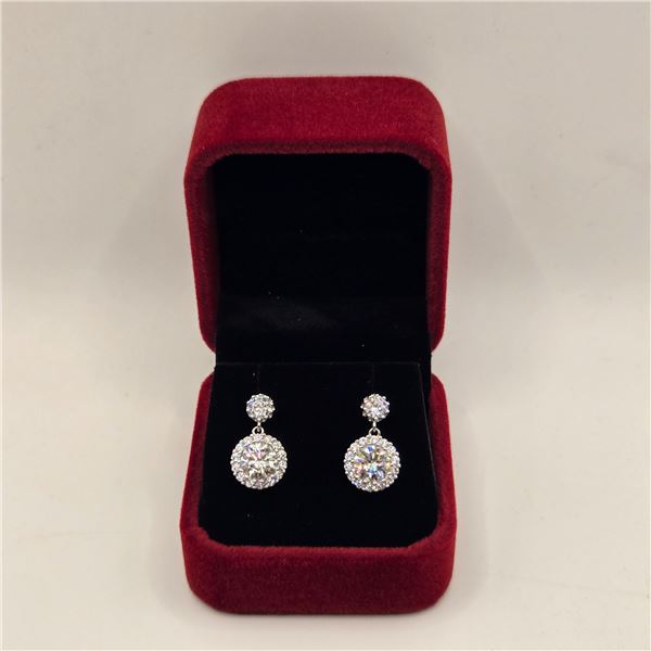 2.00 CT GRA CERTIFIED ROUND BRILLIANT CUT MOISSANITE STONE VVS D COLOR WITH 1 CUBIC ZIRCONIA SET ABO