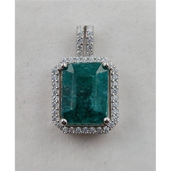 2.4 ct Certified Silver Emerald gemstone Pendant ($7,869 Appraisal)