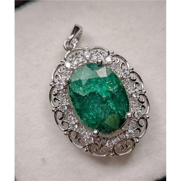 5.5 ct Certified Silver Emerald gemstone Pendant ($13,960 Appraisal)