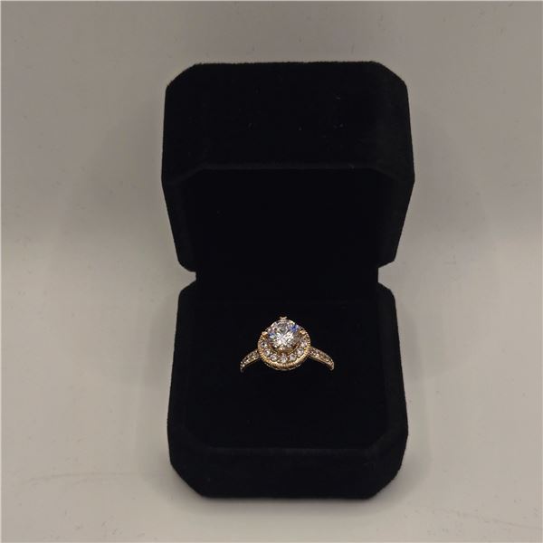 18K Gold Platd 1.0ct Simulated Diamond (CZ) Luxury Ring - Size 7